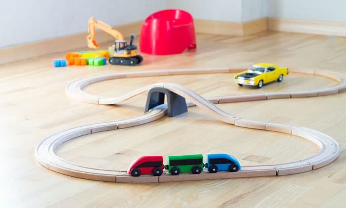 best race tracks for 4 year olds