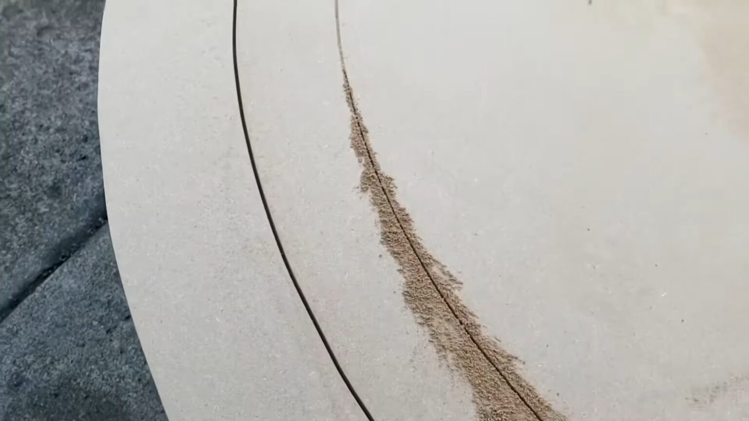 How to Build a Slot Car Track from Scratch in 7 Easy Steps?