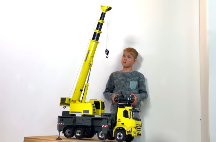 Remote Control Crane Toys